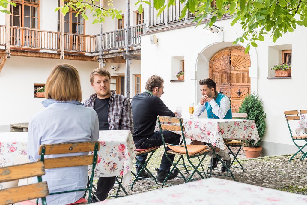 Alte Post Hotel Feistritz an der Gail Exterior foto